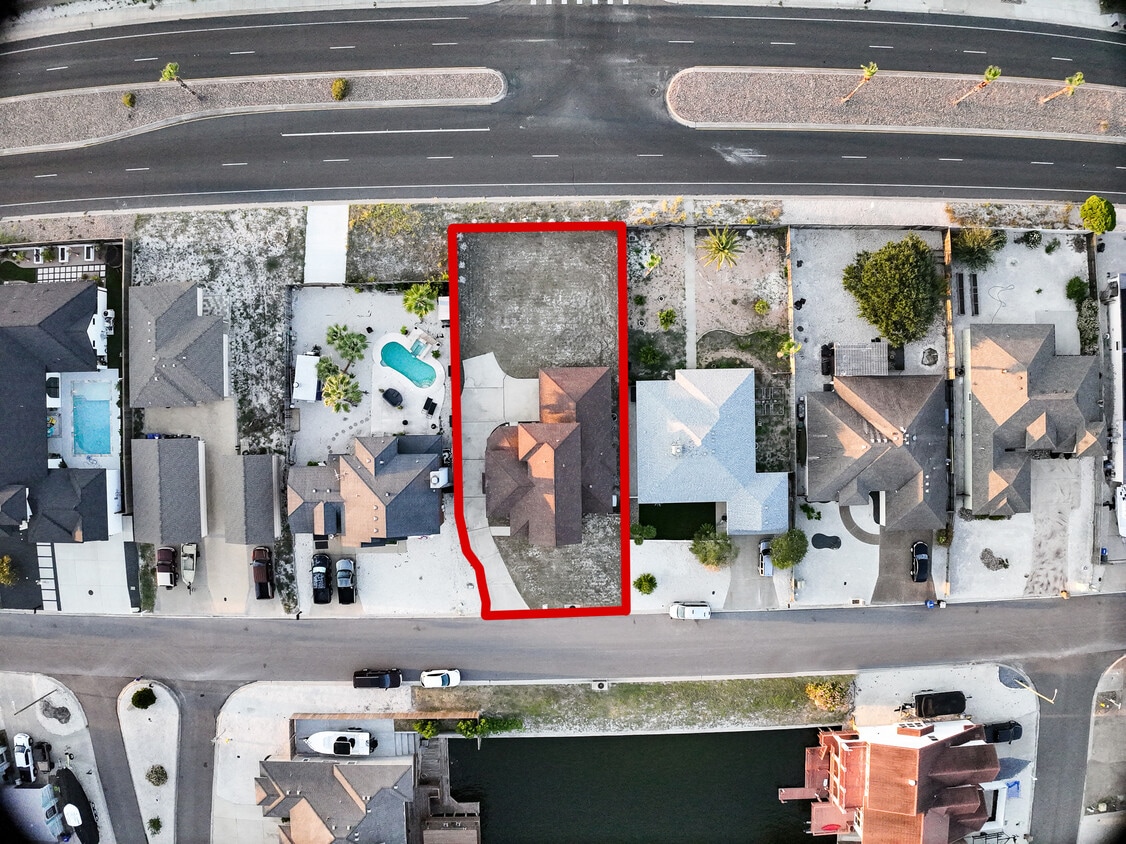 Primary Photo - 13810 Captain Kidd Dr