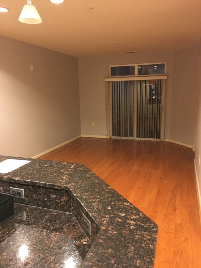 Living Room - 2655 Prosperity Ave