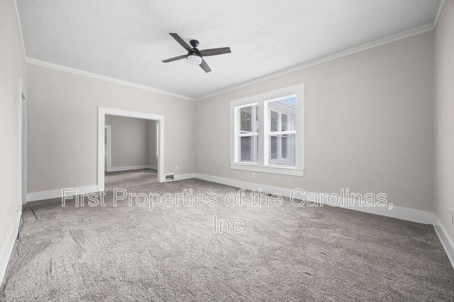 Building Photo - 113 Brawley St
