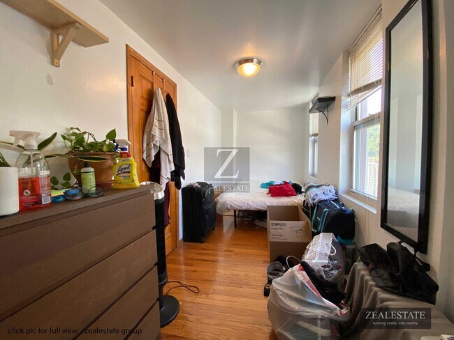 Building Photo - 175 9th Street