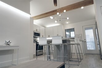 Building Photo - 1802 Arbor St