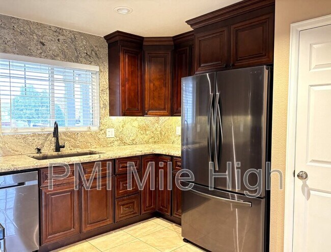 Building Photo - 2008 E 98th Pl