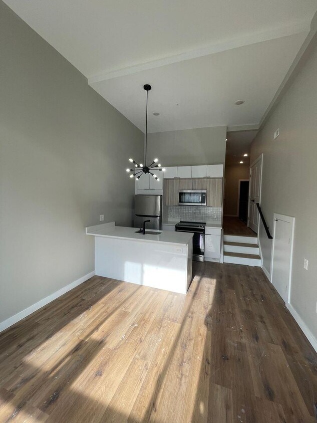 Photo - 2903 W Girard Ave