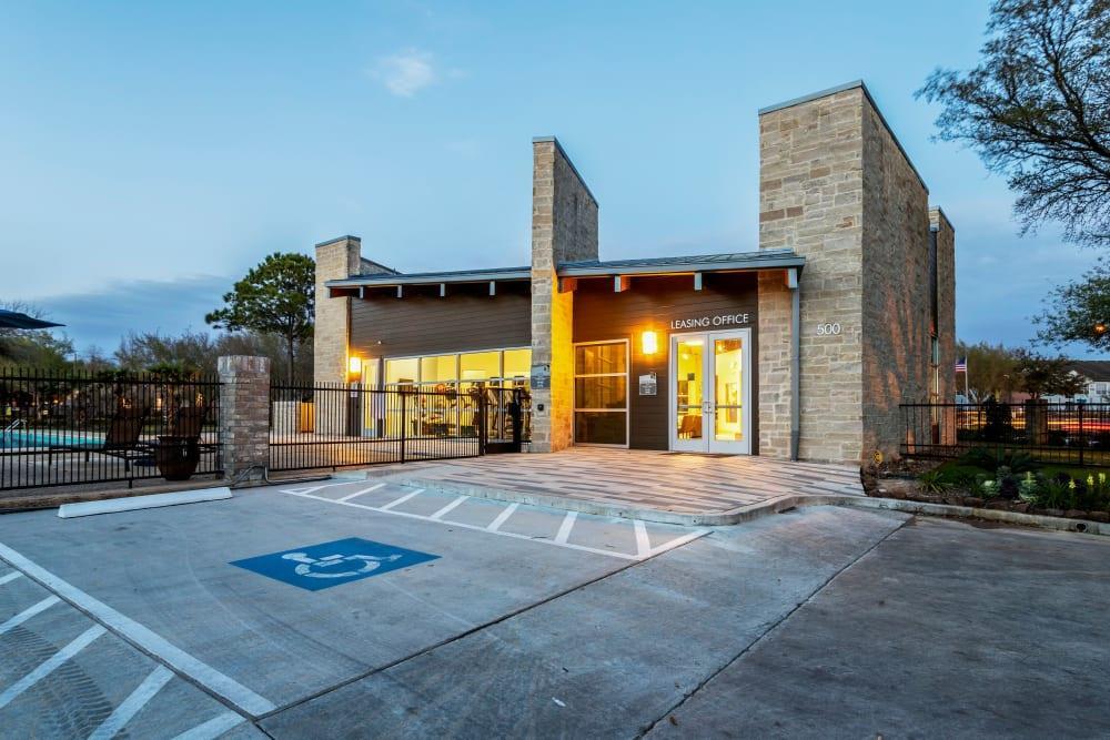 Villages at Parktown Apartment Homes Apartments 500 W Pasadena Blvd