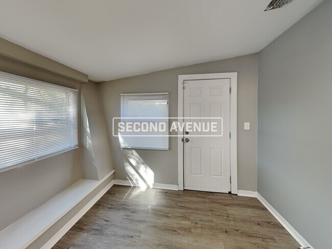 Foto del edificio - 4616 Nelmar Pl