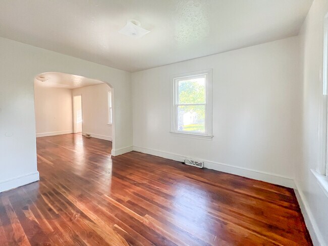 Building Photo - 1308 Liberty Ave