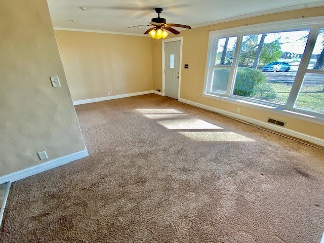 Foto del edificio - 4100 N Green River Rd