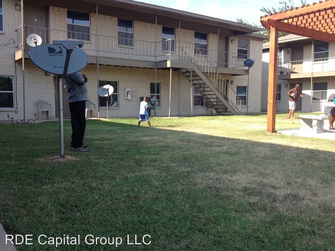 Foto del edificio - 2462 Fort Worth St