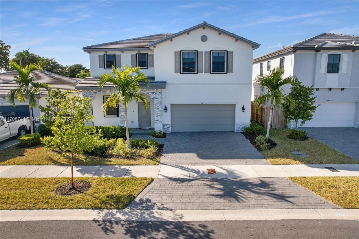 Foto principal - 28514 SW 134th Ct