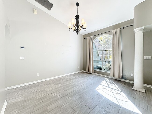 Building Photo - Discover your peaceful retreat in Wekiwa W...