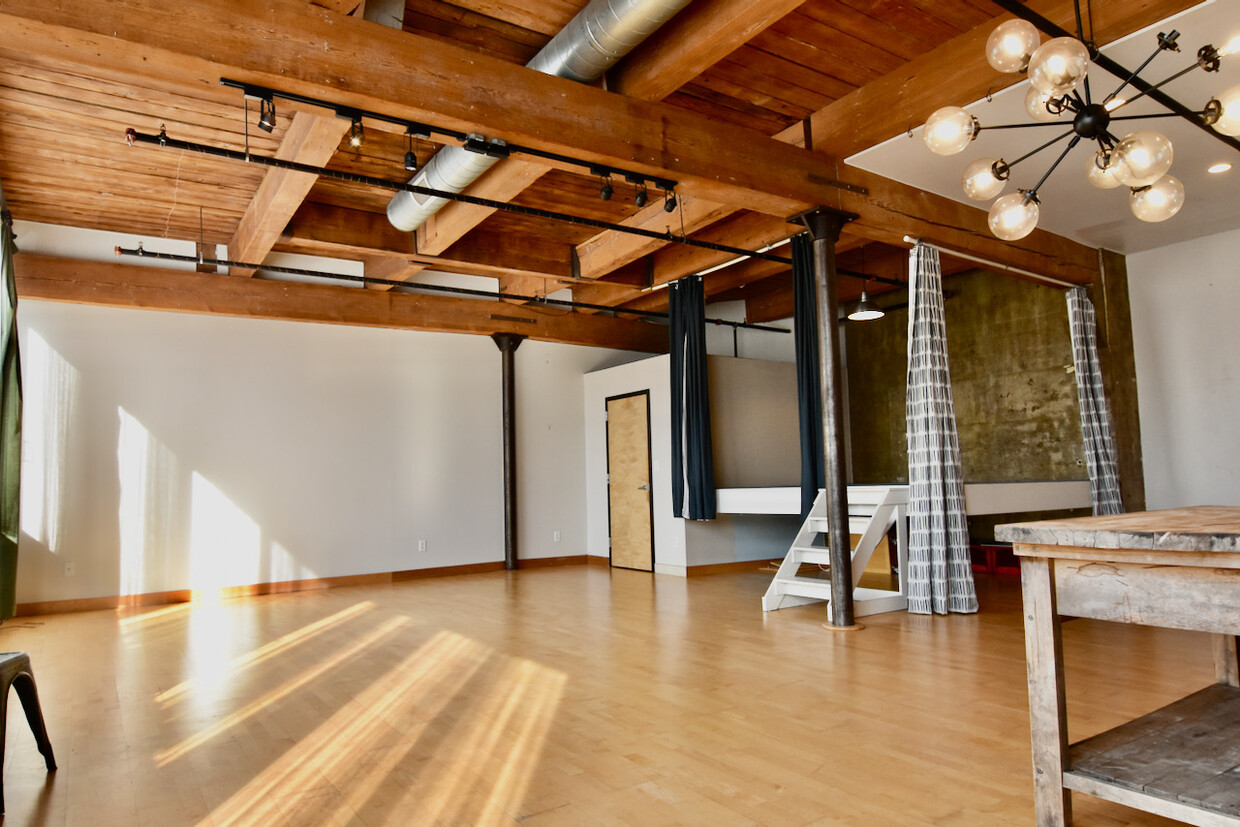 Foto principal - 950 Dorchester Ave