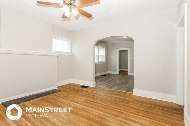 Foto del edificio - 243 S 43rd St