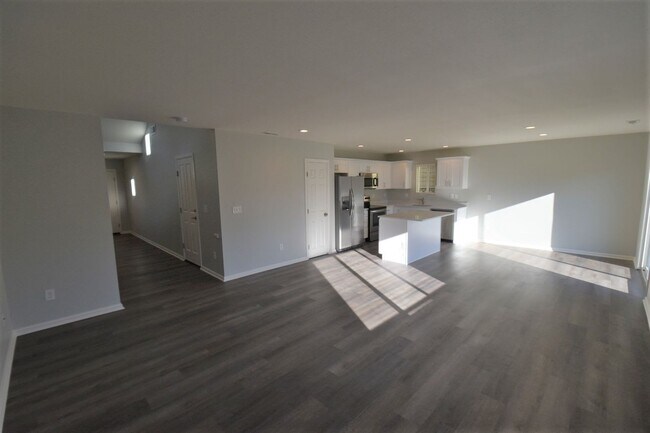 Foto del edificio - 6864 Flute St SE