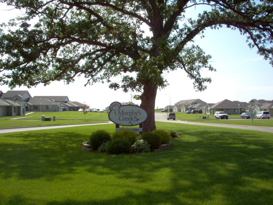 Murphy's Creek Townhomes Apartments in Austin, MN