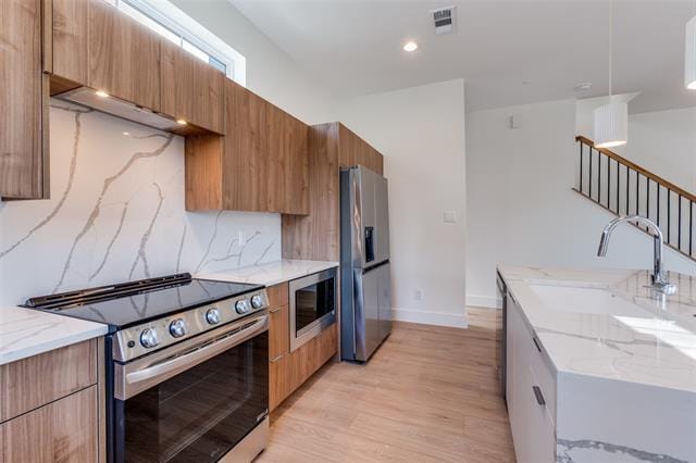 Building Photo - 2206 Arroyo Ave