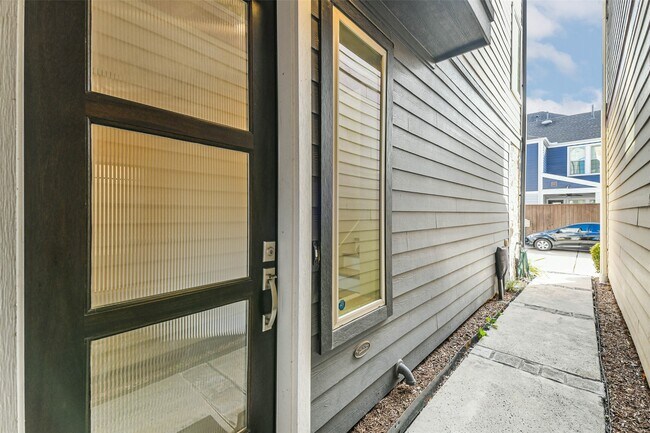 Building Photo - 12542 Malachite Wy