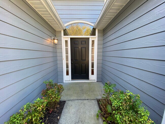 Foto del edificio - 216 Turnbridge Cir