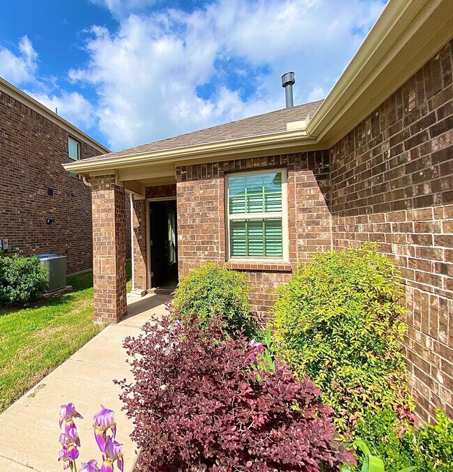 Building Photo - Gorgeous McKinney Home with Big Yard!