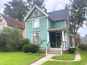 Building Photo - 835 Columbia Ave