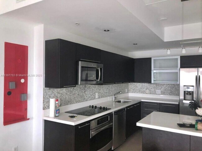 Foto del edificio - 90 SW 3rd St