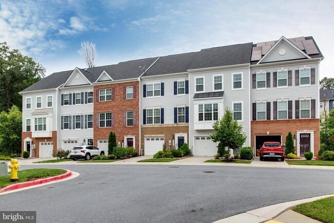 Building Photo - 1022 Linden Dr