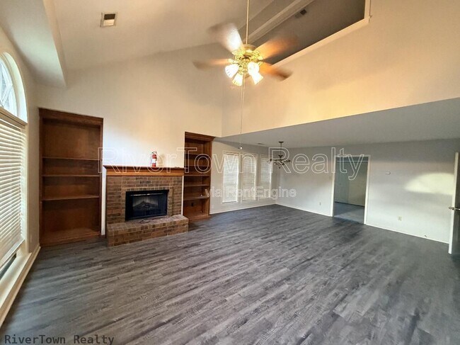 Foto del edificio - 1648 Beaver Trail Dr