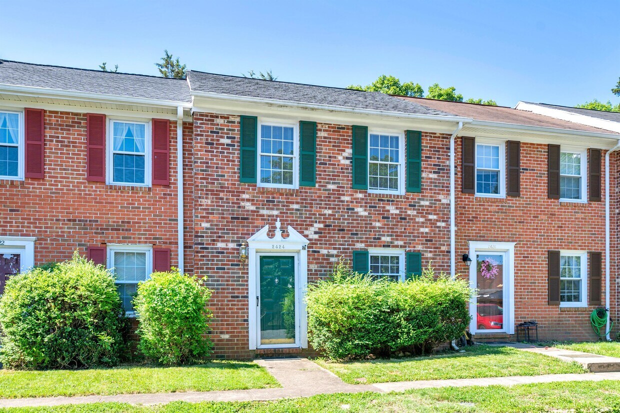 2424 Lafayette Blvd, Fredericksburg, VA 22401 Townhome Rentals in