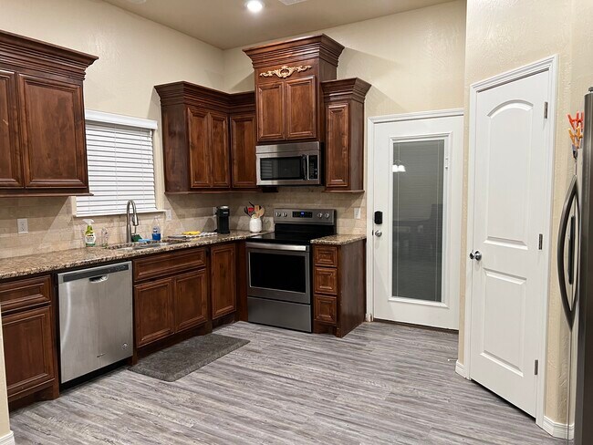 Foto del edificio - 11501 Sheri Ln