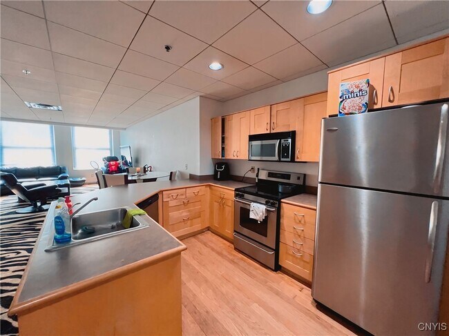 Foto del edificio - 108 W Jefferson St