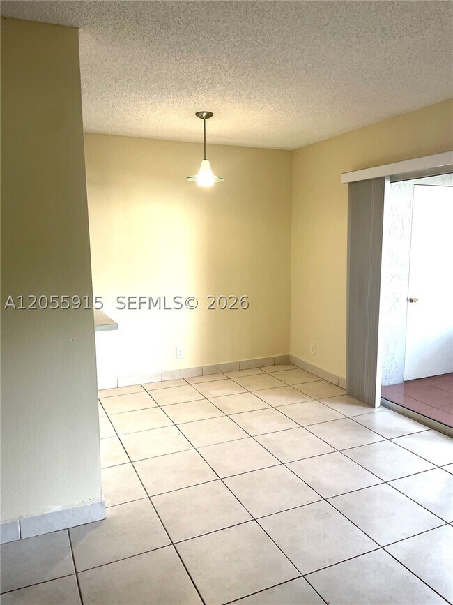 Building Photo - 9181 SW 138th Pl