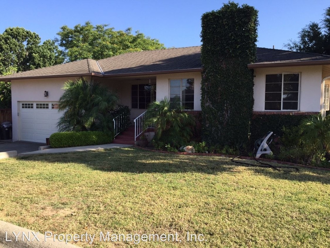 Primary Photo - 2 br, 1.5 bath Apartment - 3072 Calle Fresno