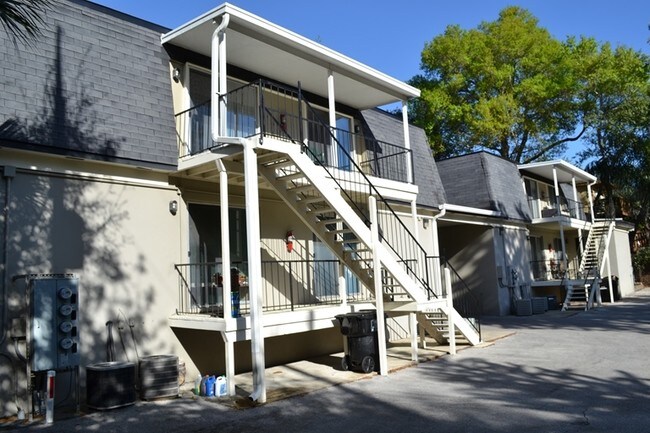 Building Photo - 609 N Eola Dr