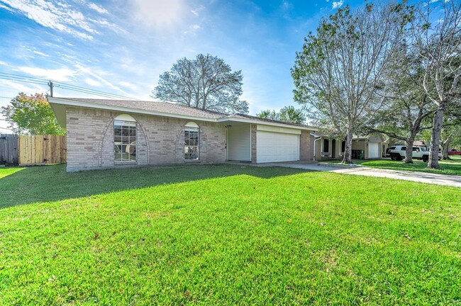 Building Photo - 44 Ranch House Loop