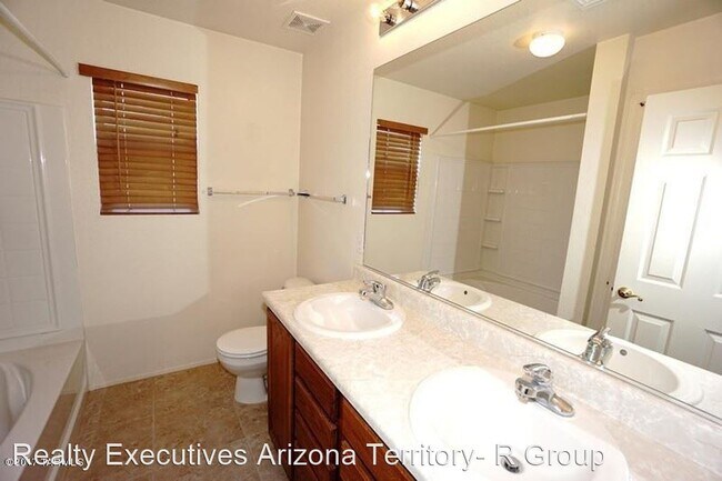 Foto del edificio - 3 br, 2.5 bath House - 4192 E. Boulder Spr...