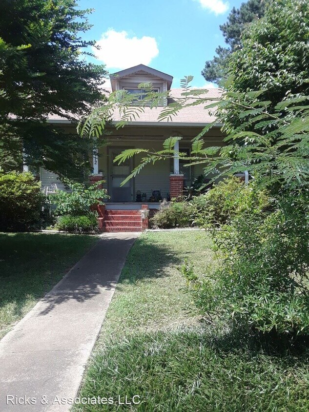 Building Photo - 3 br, 1 bath House - 3012 Kingsdale Rd