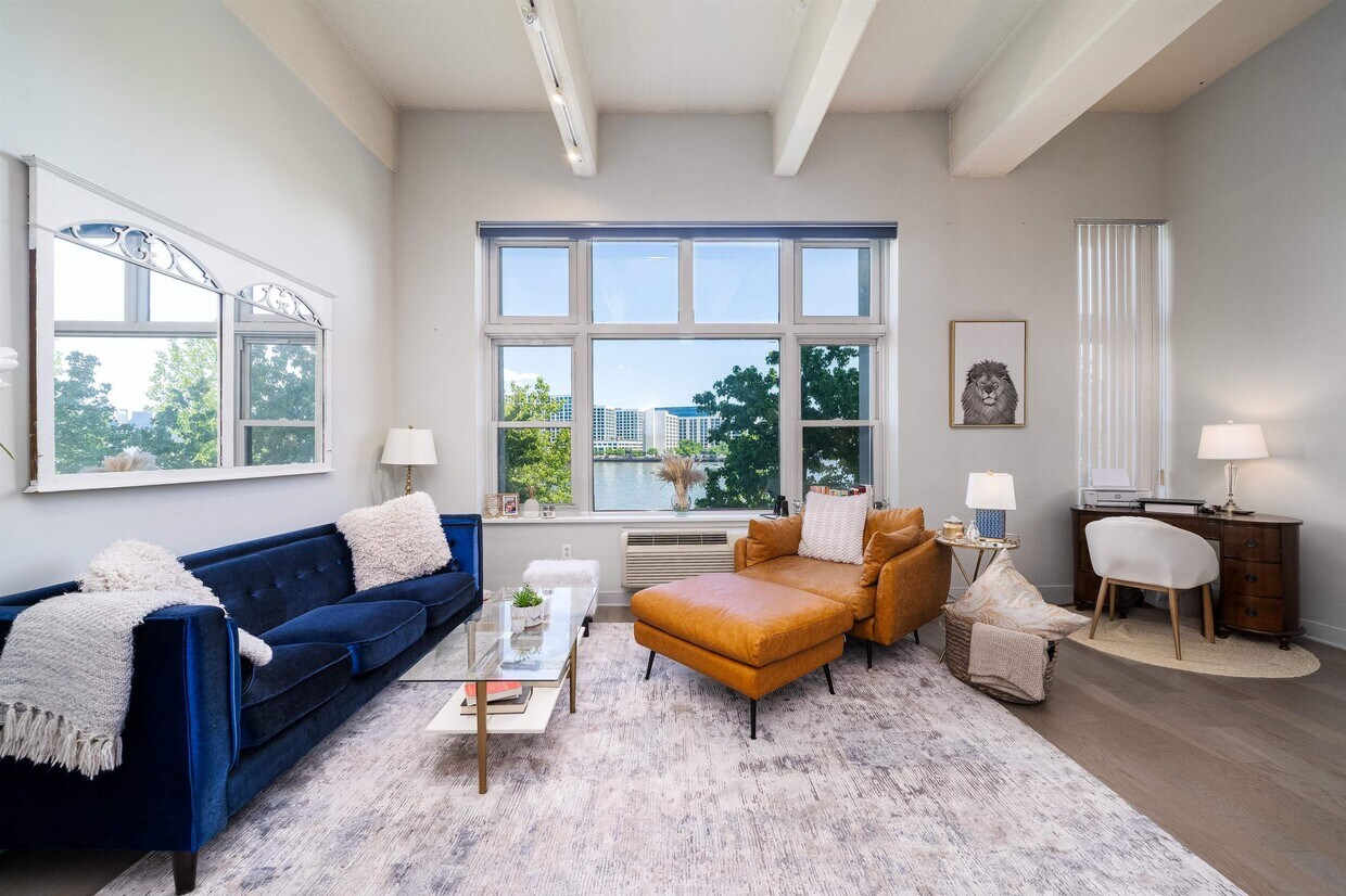 Foto principal - 1500 Washington St