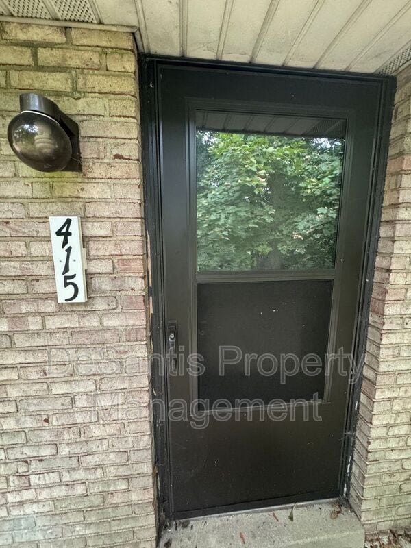 Building Photo - 415 Lunar Ln