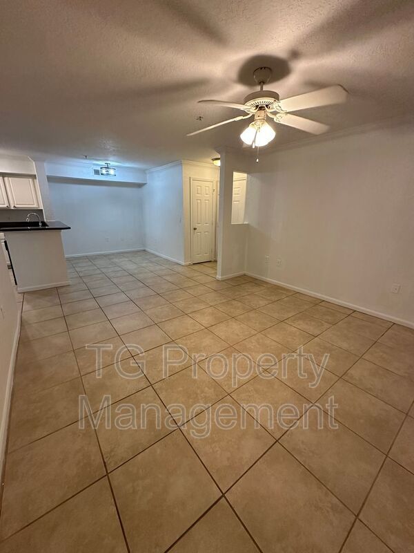 Foto del edificio - 805 Boardwalk Dr