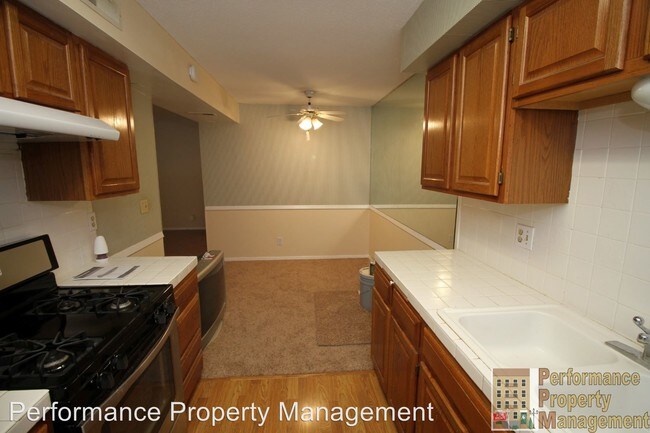 Foto del edificio - 1 br, 1 bath House - 4000 S 56th St #258C