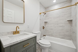 Building Photo - 2534 S 61st St