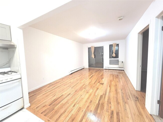 Building Photo - 108-64-108-45 45th Ave