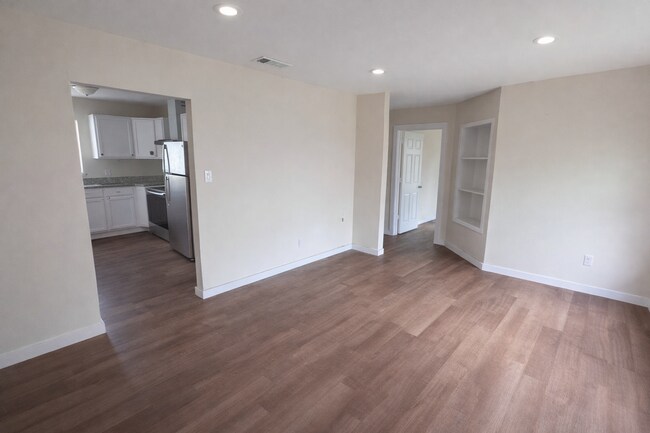 Building Photo - 1234 Coleman St