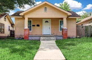 Building Photo - 3303 Illinois St