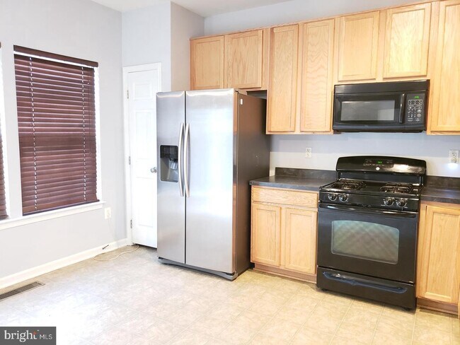 Foto del edificio - 1131 Wilberforce Ct