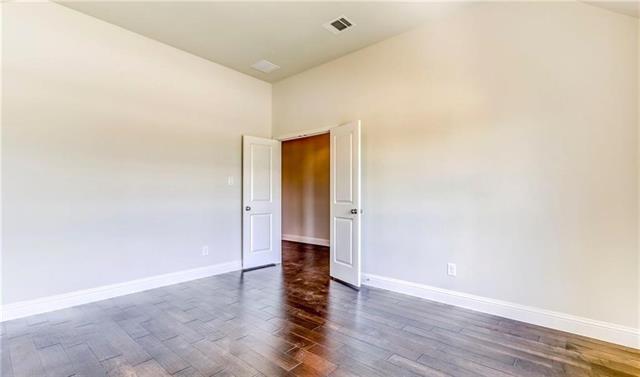 Foto del edificio - 905 Overton Ave