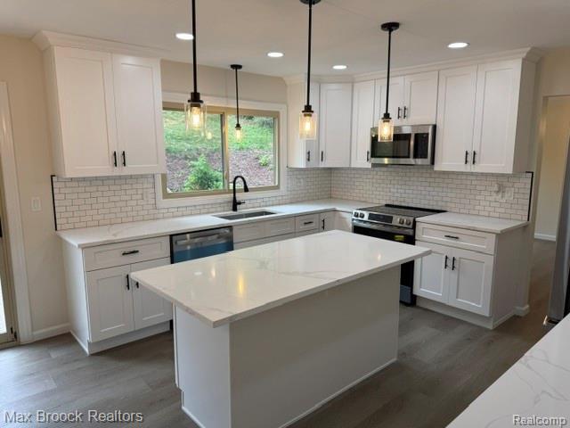 Foto del edificio - 650 Deerfield Ct