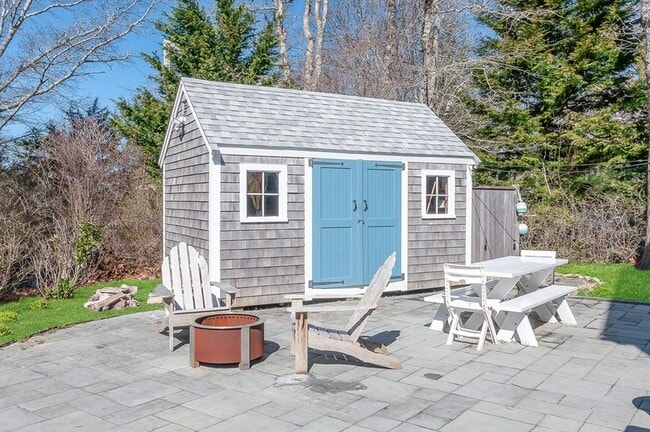 Foto del edificio - 26 Mattakiset Rd