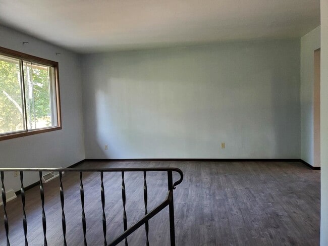 Foto del edificio - 2418 Adler Cir