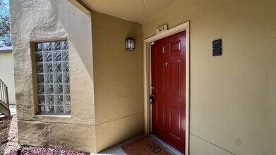 Building Photo - 10150 Belle Rive Blvd