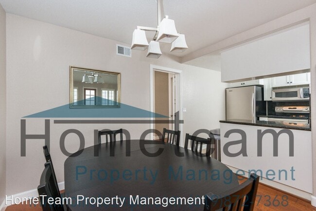 Building Photo - 2 br, 2 bath House - 1100 Adella Ave #15
